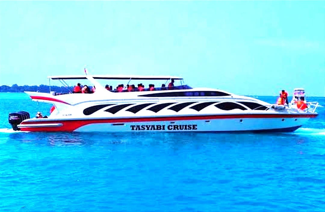 Armada speedboat
